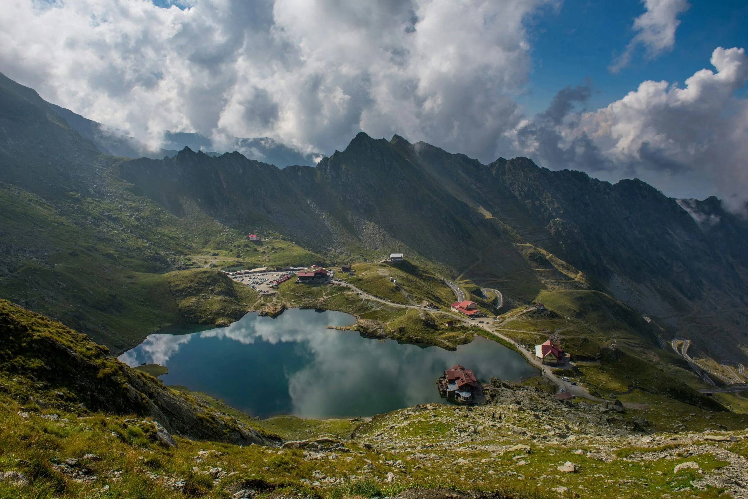 Romania | Hiking in the Carpathian mountains