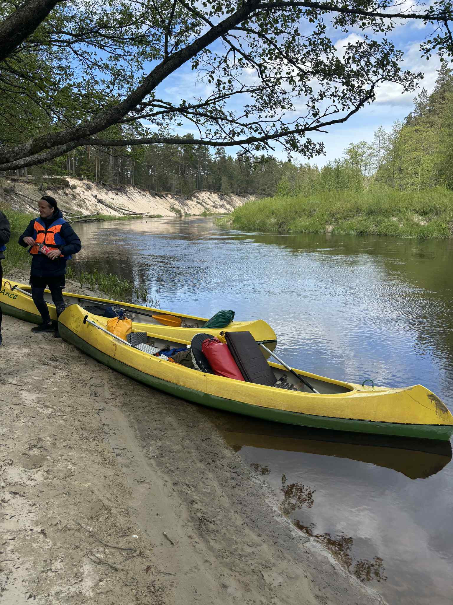 Latvija | plaukimas Irbės upe